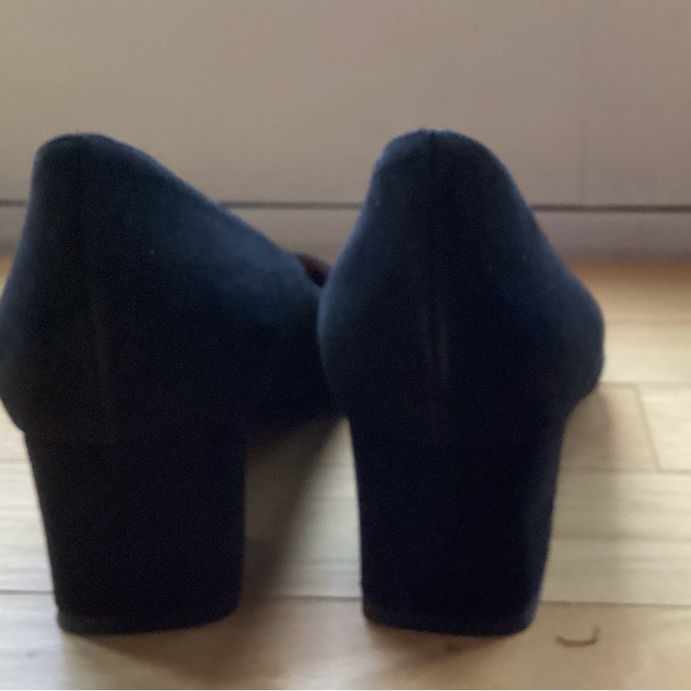 Aquatalia Pasha Black Suede Weatherproof Block Heel Pumps Size 12M - Picture 6 of 10